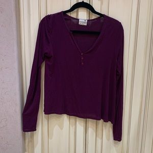 Long sleeve purple/burgundy Medium top